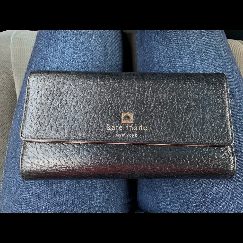 Kate Spade trifold wallet